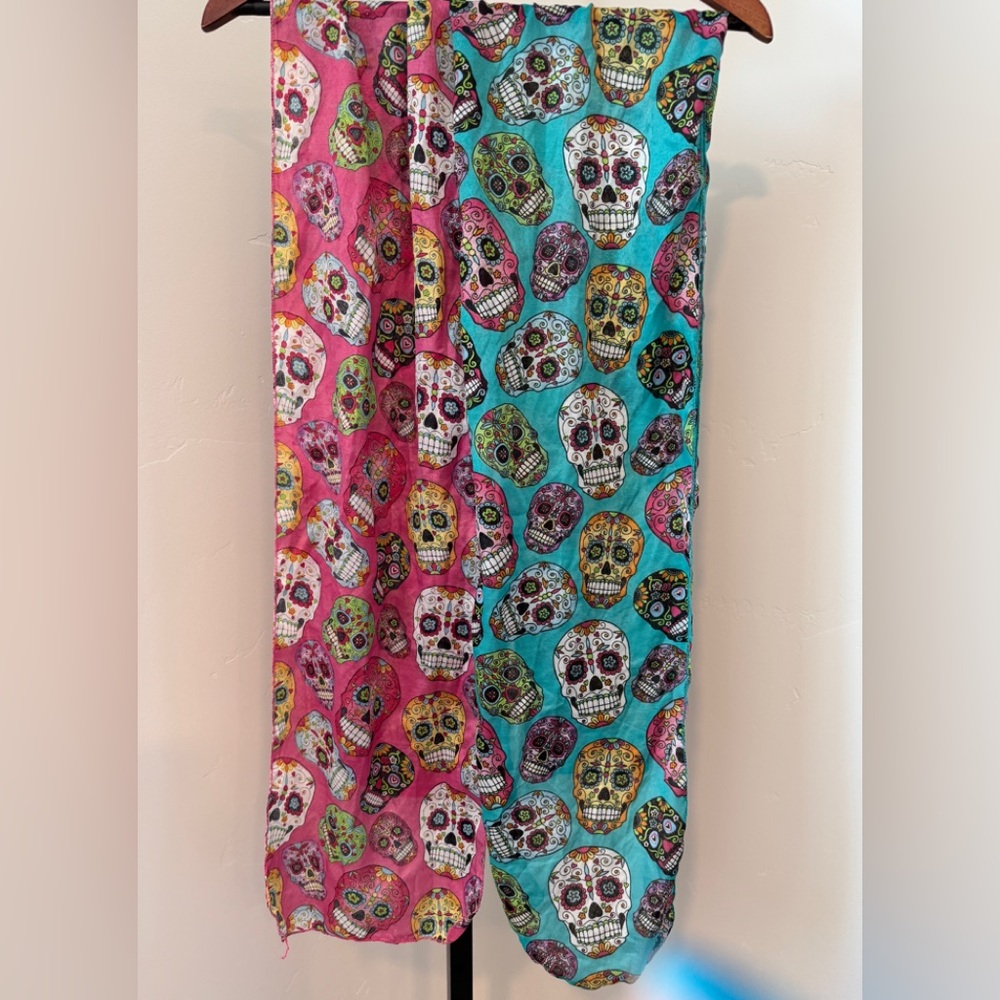 2 Colorful Skull Pattern Scarves